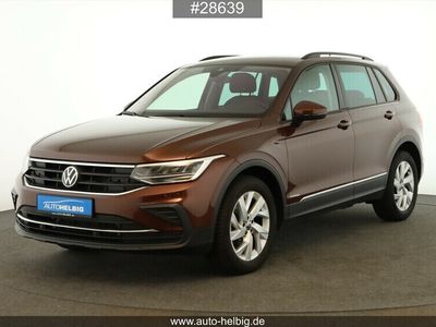 Gebraucht VW Tiguan Life 150 PS (110 kW) 2023 Ginger brown metallic SUV