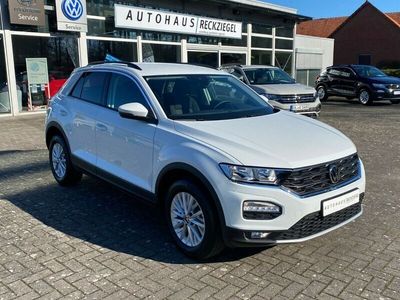 Second-hand VW T-Roc Style 110 CP (80 kW) 2022 Alb SUV