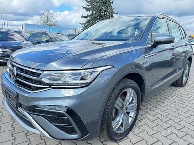 Gebraucht VW Tiguan Allspace Elegance 150 PS (110 kW) 2023 Grau SUV