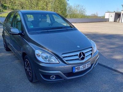 Usata Mercedes B170 116 CV (85 kW) 2009 Grigio Monovolume