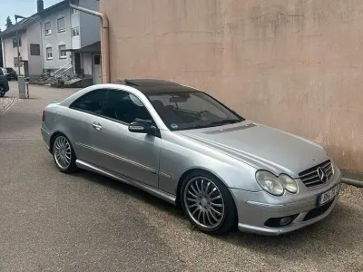 Gebraucht Mercedes CLK500 AMG 306 PS (225 kW) 2002 Silber Coupé