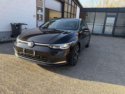Gebraucht VW Golf VIII Style 150 PS (110 kW) 2022 Schwarz Kleinwagen