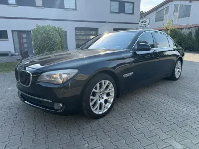 Gebraucht BMW 730L 245 PS (180 kW) 2012 Schwarz Limousine