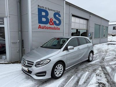 Gebraucht Mercedes B180 122 PS (89 kW) 2015 Silber Van / Kleinbus