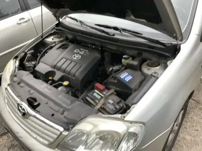 Brugt Toyota Corolla Sol 90 HK (66 kW) 2005 Sølv Stationcar