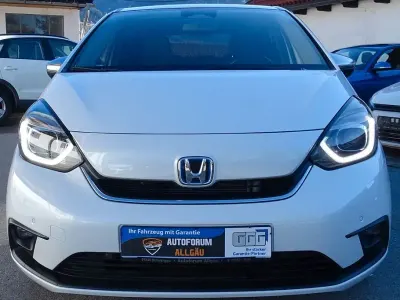 Gebraucht Honda Jazz Executive 98 PS (72 kW) 2020 Weiß Kleinwagen