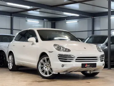 Gebraucht Porsche Cayenne 245 PS (180 kW) 2013 Weiß SUV