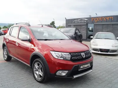 Gebraucht Dacia Sandero Prestige 90 PS (66 kW) 2020 Rot SUV