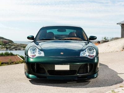 Second-hand Porsche 996 Turbo 420 CP (308 kW) 2002 Verde Coupe