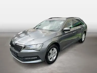 Gebraucht Skoda Superb Ambition 150 PS (110 kW) 2022 Grau Kombi