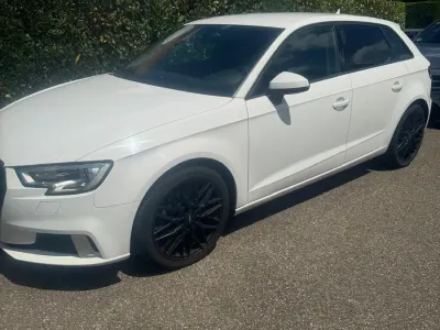 Gebraucht Audi A3 150 PS (110 kW) 2016 Weiß Limousine