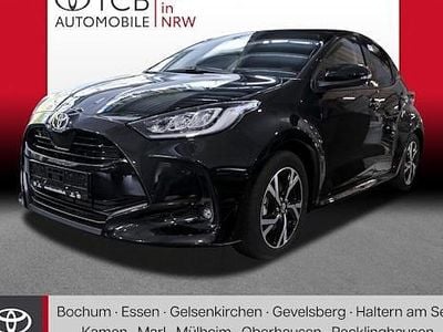Neu Toyota Yaris Hybrid Comfort 116 PS (85 kW) 2025 Schwarz Limousine