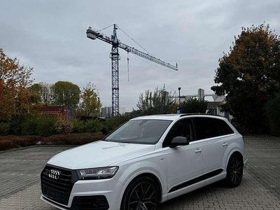 Gebraucht 2018 Audi SQ7 SUV | 43.000 € (Fairer Preis)