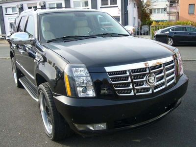 gebraucht Cadillac Escalade Escalade6.2 V8 deutsches Fahrz. 7Sitze Leder AHK.