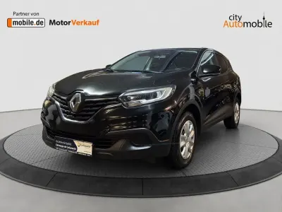 Gebraucht Renault Kadjar Life 131 PS (96 kW) 2017 Schwarz (metallic) SUV
