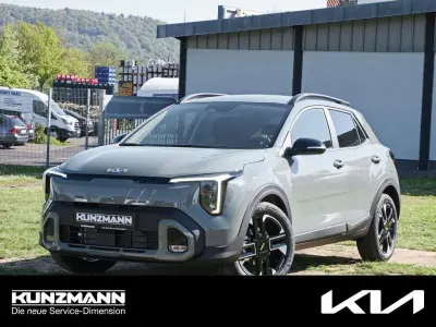 Neu Kia Stonic GT-Line 116 PS (85 kW) 2026 Adventure grün metallic SUV