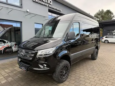 Używany Mercedes Sprinter 190 KM (139 kW) 2021 Czarny Van