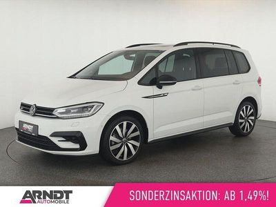 Pure white Gebraucht 2025 VW Touran Highline Van / Kleinbus | 39.584 € (Etwas zu teuer)