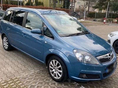 gebraucht Opel Zafira 2.2 direct Edition Automatik Edition