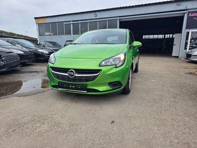 Second-hand Opel Corsa Edition 90 CP (66 kW) 2017 Verde Hatchback