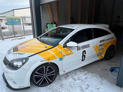 Weiß Gebraucht 2009 Opel Astra GTC Coupé | 2.700 € (Fairer Preis)