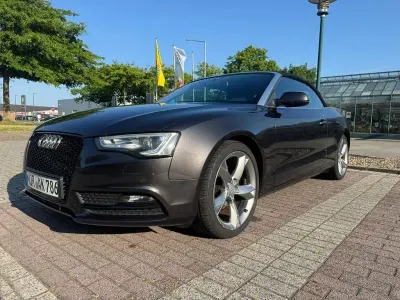 Gebraucht Audi A5 Cabriolet Sport 177 PS (130 kW) 2012 Braun Cabrio