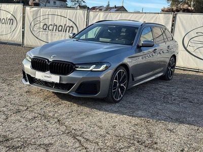 Grau Gebraucht 2022 BMW 530 M Sport Kombi | 29.900 € (Guter Preis)