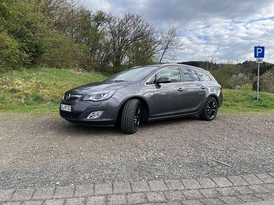 Usata Opel Astra Edition 160 CV (117 kW) 2010 Berlina