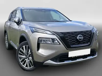 Nuova Nissan X-Trail Tekna+ 204 CV (150 kW) 2026 Argento SUV