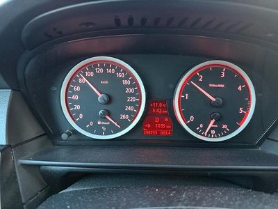 Second-hand BMW 525 212 CP (155 kW) 2006 Negru Berlinǎ