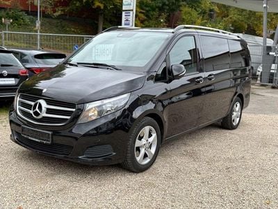 Mercedes V220