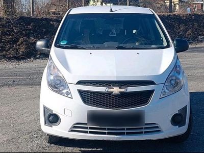 Gebraucht Chevrolet Spark 68 PS (50 kW) 2012 Weiß Kleinwagen
