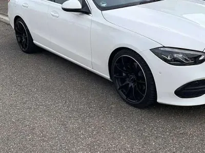 Gebraucht Mercedes C200 Avantgarde 163 PS (119 kW) 2021 Kombi