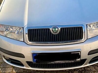 Gebraucht Skoda Fabia Ambiente 101 PS (74 kW) 2007 Silber Limousine