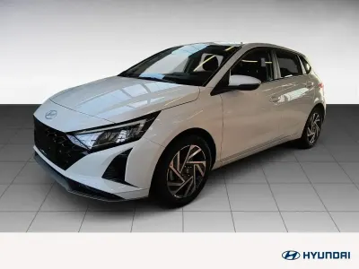 Gebraucht Hyundai i20 Trend 101 PS (74 kW) 2025 Weiß Kleinwagen