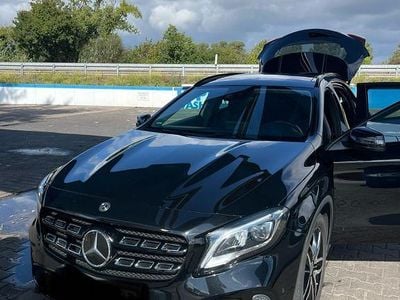 Mercedes GLA250