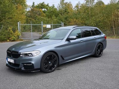 Gebraucht BMW 530 M Sport 265 PS (194 kW) 2018 Grau Kombi
