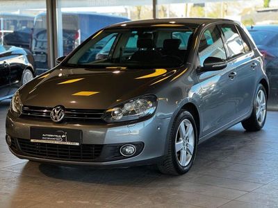 Second-hand VW Golf VI 105 CP (77 kW) 2011 Gri Hatchback