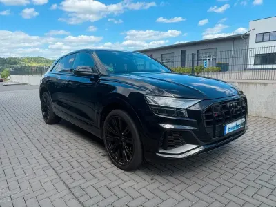 Gebraucht Audi SQ8 Sport 435 PS (319 kW) 2020 Schwarz SUV