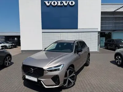 Gebraucht Volvo XC60 Plus 197 PS (144 kW) 2023 Gold SUV