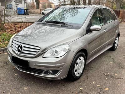 Grau Gebraucht 2007 Mercedes 170 Kombi | 1.699 € (Fairer Preis)