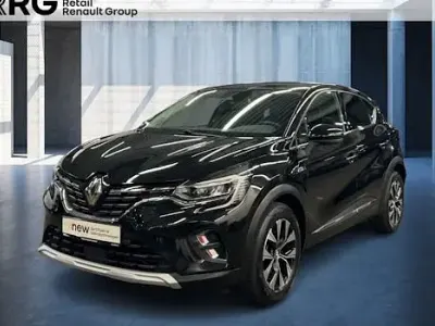 Używany Renault Captur Techno 158 KM (116 kW) 2022 Czarny SUV