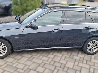 Gebraucht Mercedes E220 170 PS (125 kW) 2012 Grau Kombi