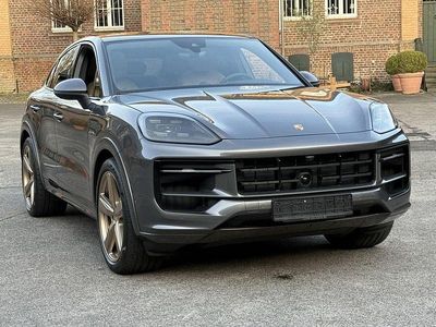 Quarzitgraumetallic Gebraucht 2025 Porsche Cayenne E-Hybrid Coupe Coupé | 117.790 €