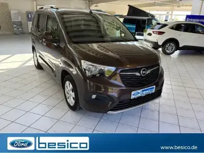 Gebraucht Opel Combo Life Innovation 110 PS (80 kW) 2019 Haselnuss braun (braun) Van / Kleinbus