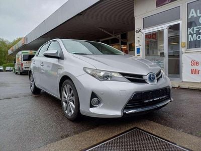 Gebraucht Toyota Auris Hybrid Edition 99 PS (72 kW) 2014 Silver metallic Kleinwagen