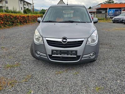 Opel Agila