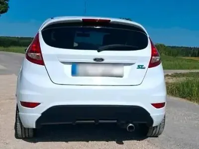 Gebraucht Ford Fiesta ST 82 PS (60 kW) 2011 Weiß Kleinwagen