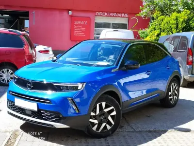 Begagnad Opel Mokka-e Elegance 100 kW (136 HK) 2021 Blå SUV