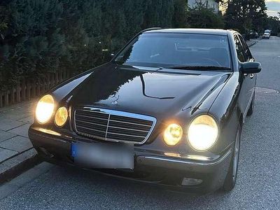 Gebraucht 2001 Mercedes E280 Elegance Limousine | 6.500 €